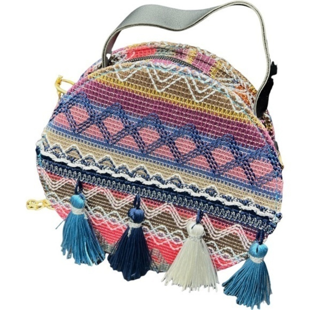 Round bohemian chain crossbody